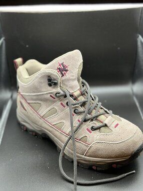 Nevados Women's Hiking Trail Boots Lace Up  Sz 9 worn once